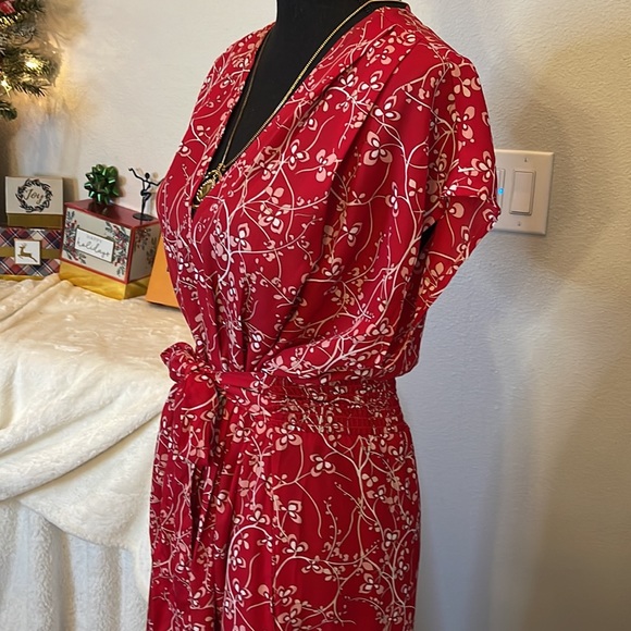 Max Studio Beautiful Dress. - Picture 5 of 11